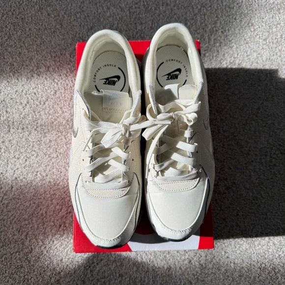 Nike Women's Air Max Excee Sneakers - Picture 2 of 4